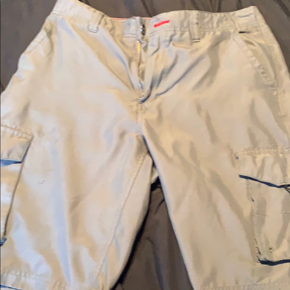 Hawk 33 shorts